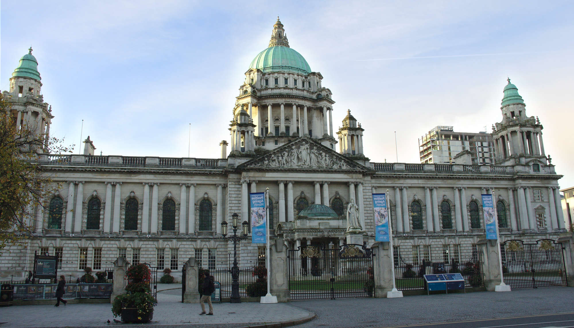 2000-belfast_city_hall